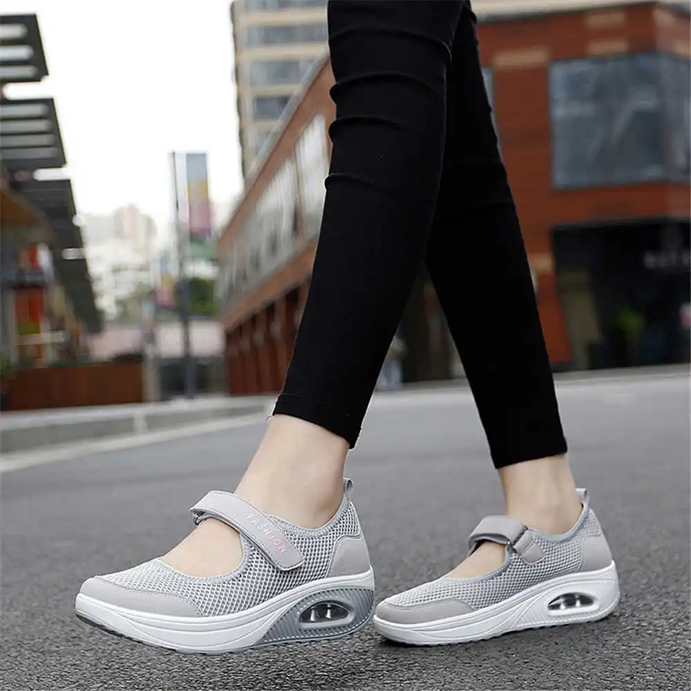 Tech Office Outfits Men - 36-41 Halbsaison farbige Turnschuhe Walking Skates