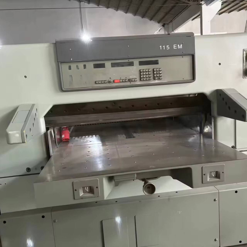 Gebrauchter Papierschneider, S – Paper Cutting Guillotine Bewertung und Preis